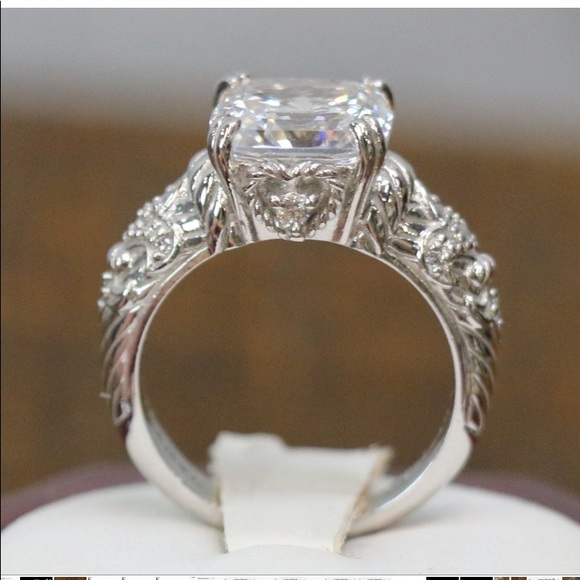 Judith Ripka 925 sterling silver ring